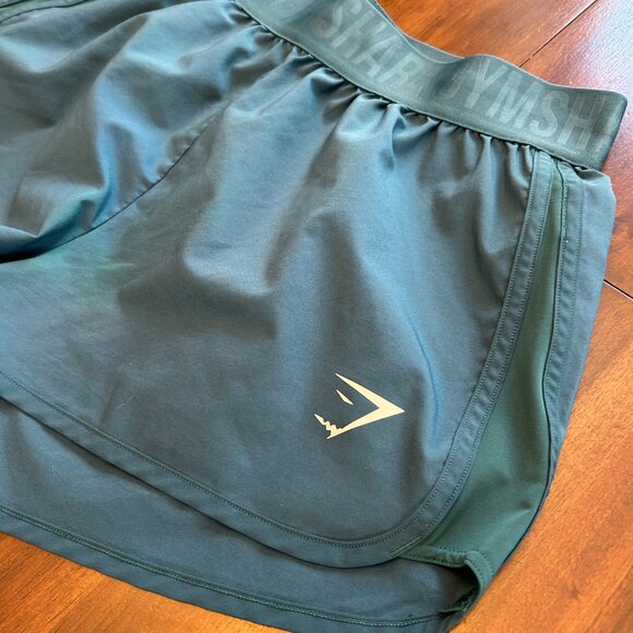 Gymshark Women's Training Loose Fit Shorts Teal Blue Size Medium - Picture 3 of 11